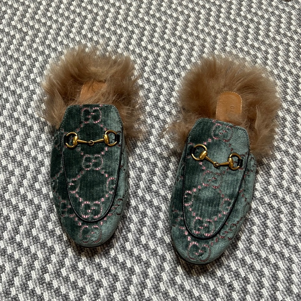 GUCCI Princetown Fur-Lined Velvet Slipper